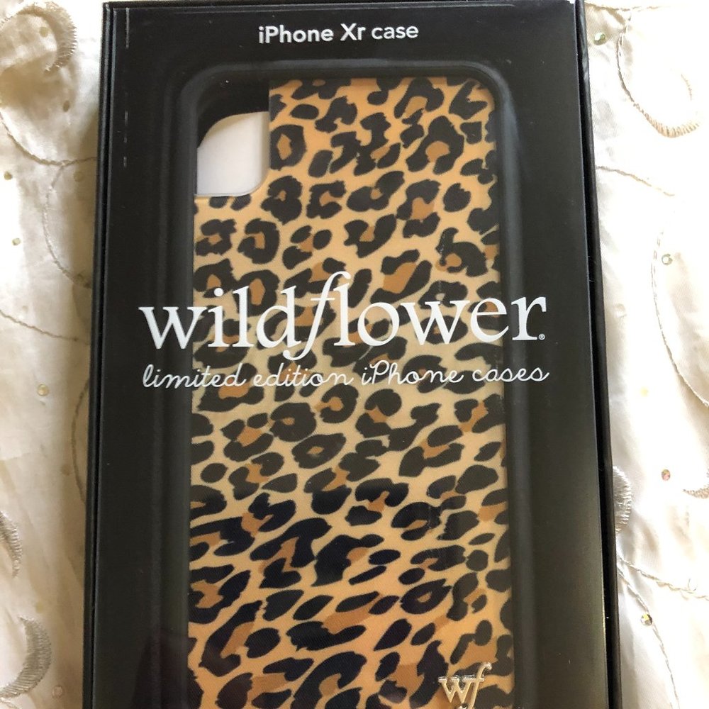 Wildflower Cases Leopard iPhone Xr Case